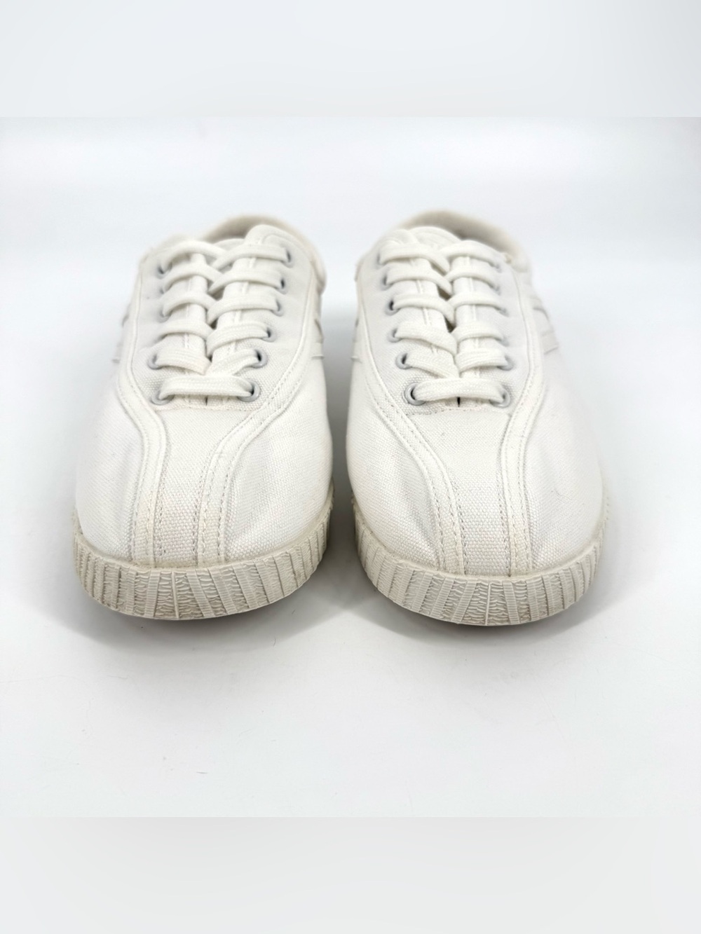Tretorn Nylite Canvas Sneakers Womens Size 9 White Classic Lace-up Shoes - Picture 2 of 11